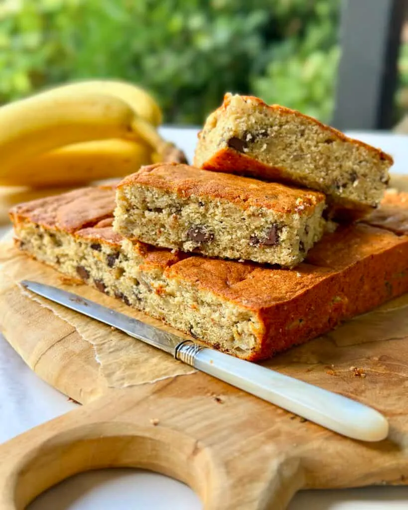 Banankage med chokolade