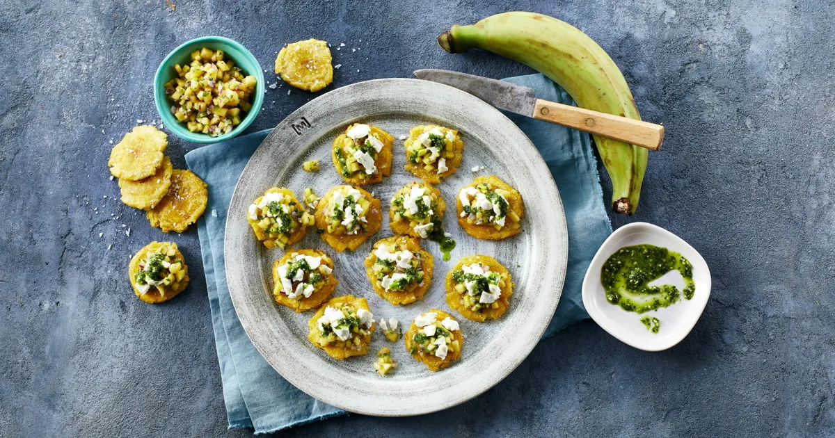 Stegt banan med ost og mangosalsa