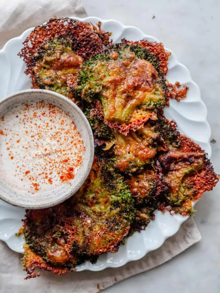 Knust broccoli med cheddar