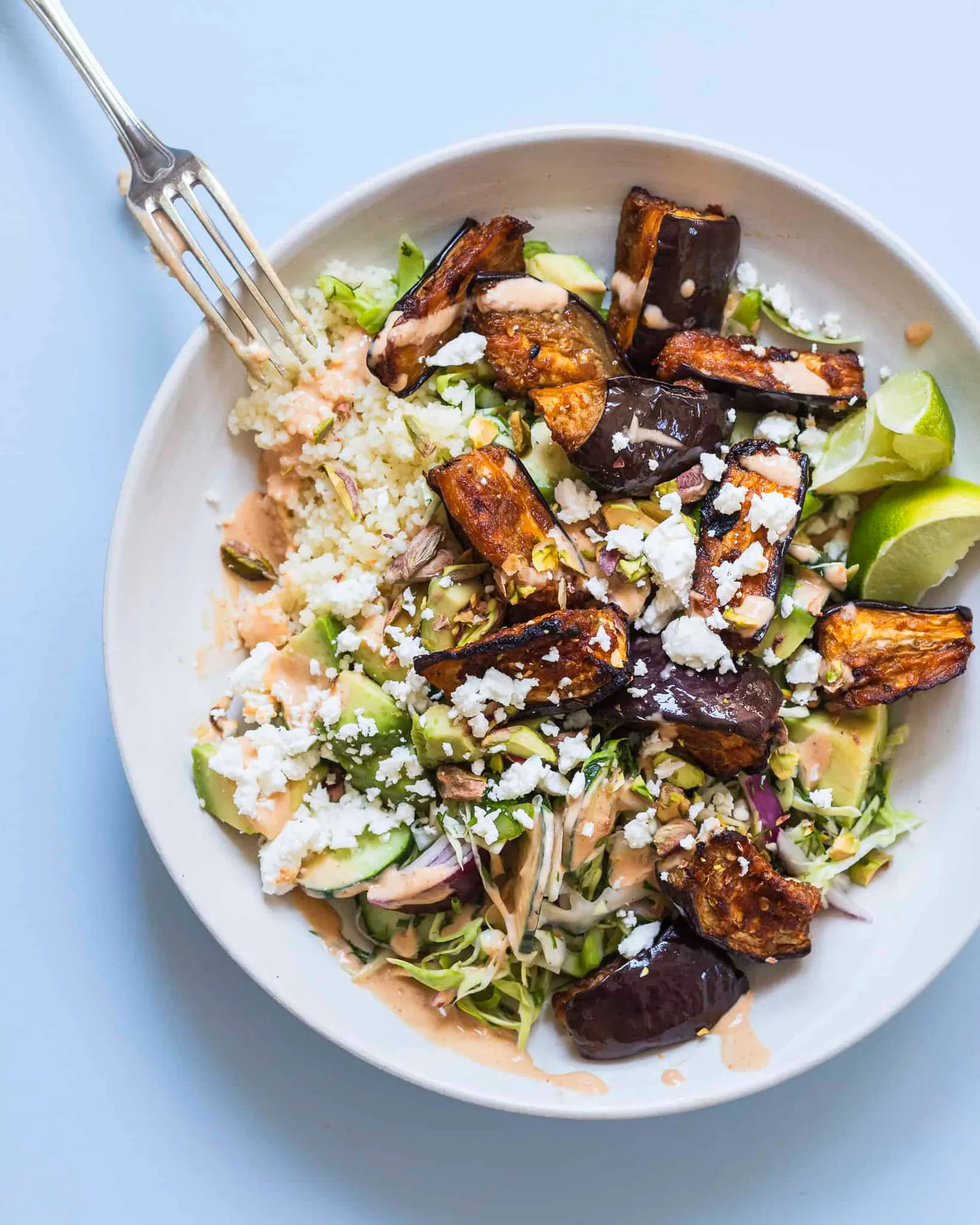 Bagt aubergine med harissa