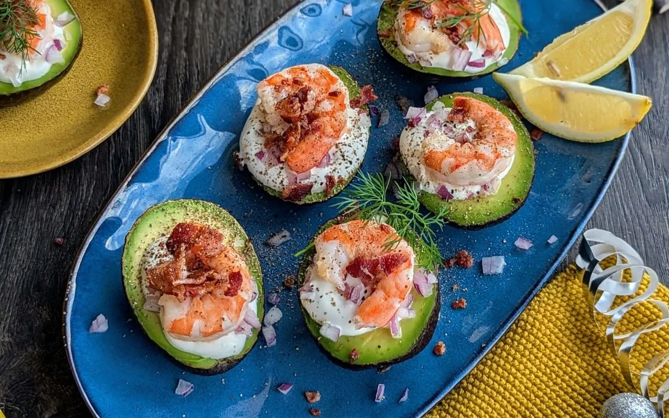 Avocado med tigerrejer
