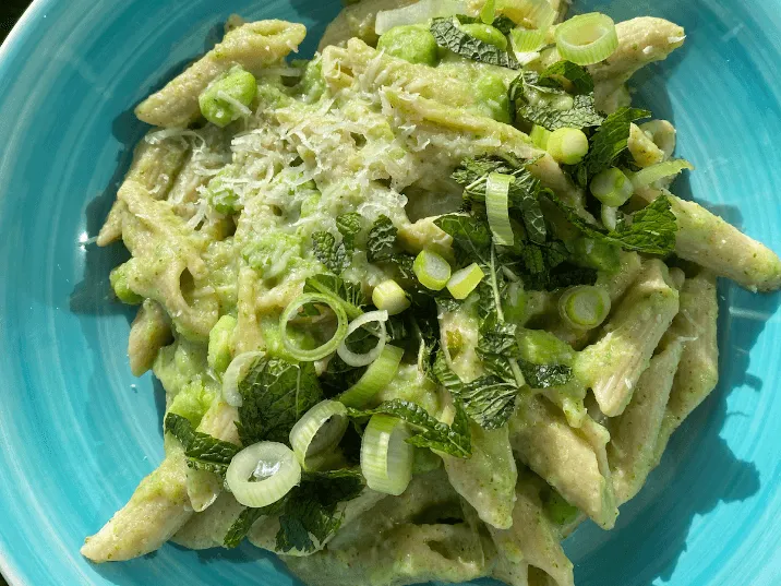 Broccoli pasta med bælgfrugter