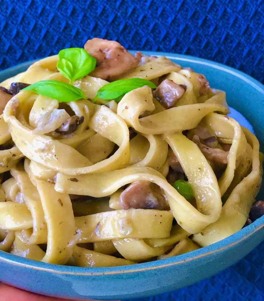 Cremet pastaret med champignon