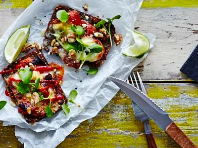 Varmt smørrebrød med chorizo og Creamy White
