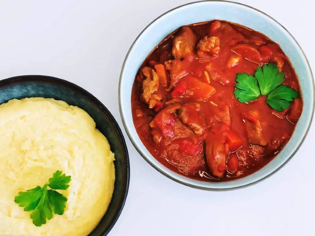 Spansk gryderet med chorizo