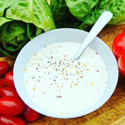 Creme fraiche salatdressing med olie og eddike