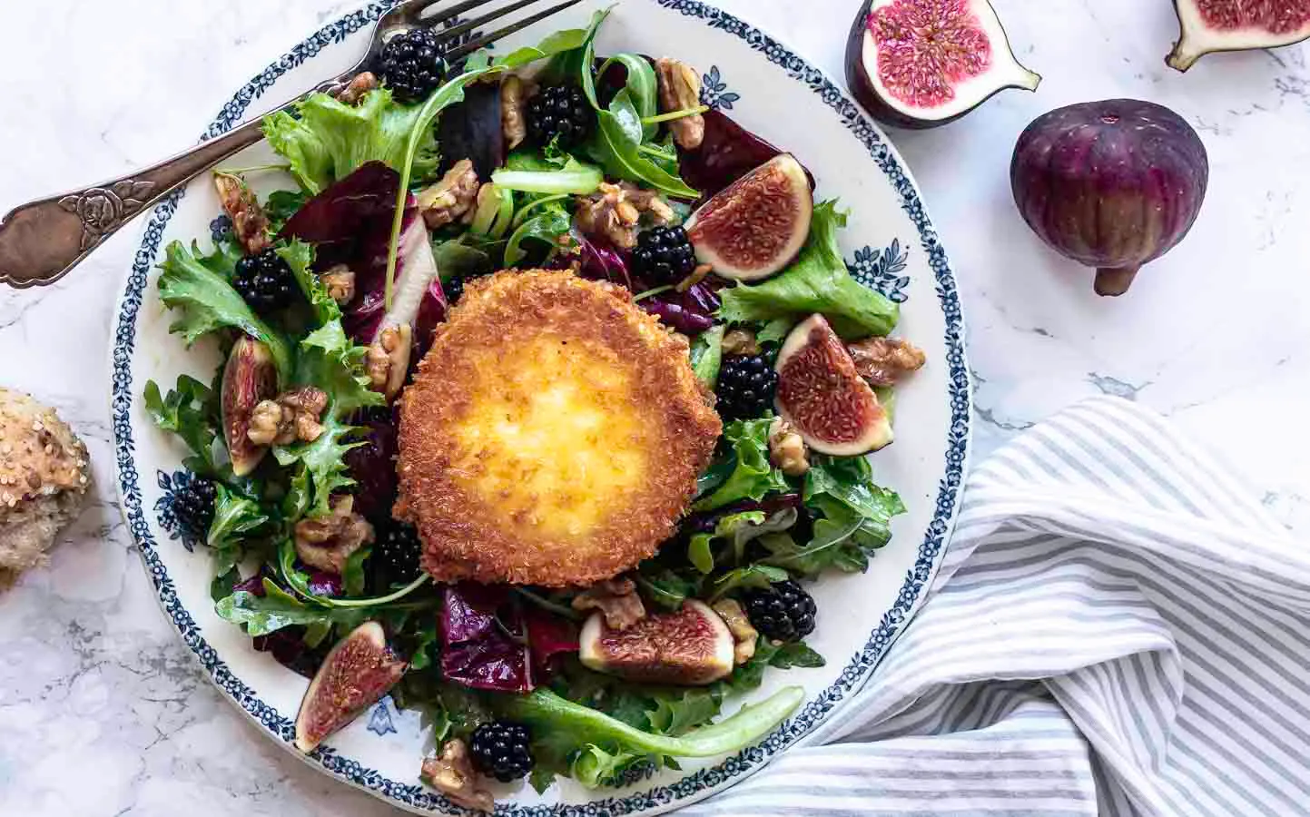 Chevre chaud med figner og paneret gedeost