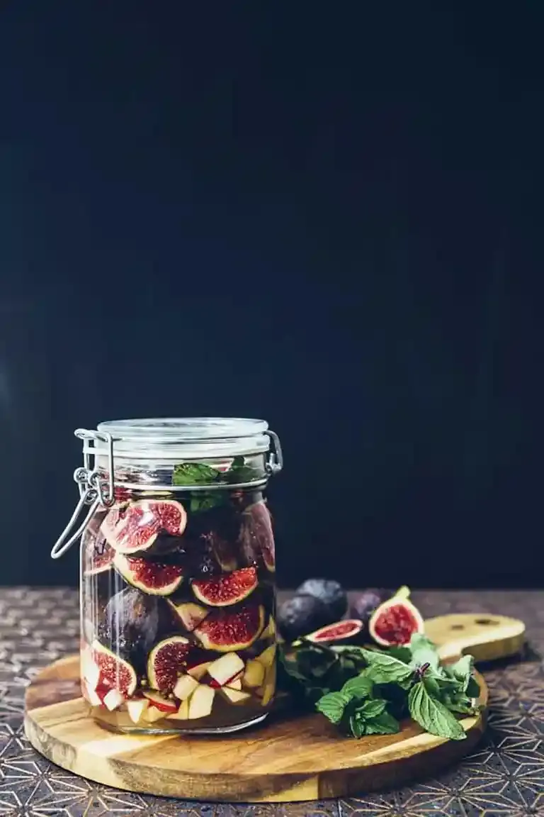 Figner med æble, mynteblomst og szechuanpeber