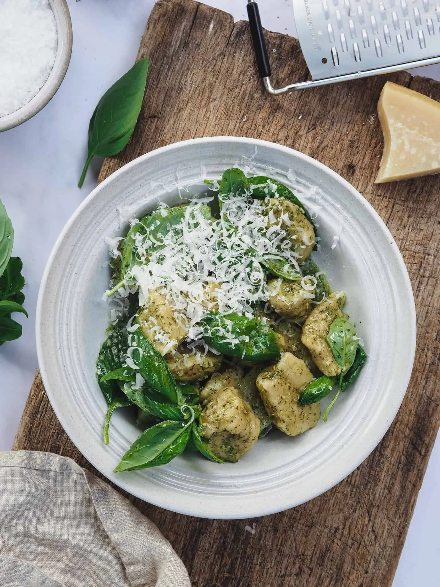 Gnocchi med pesto