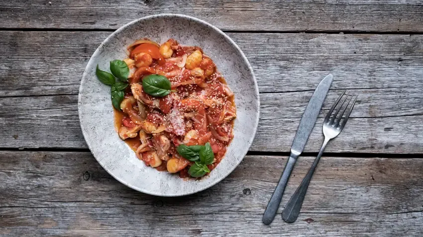Gnocchi med kylling og tomat