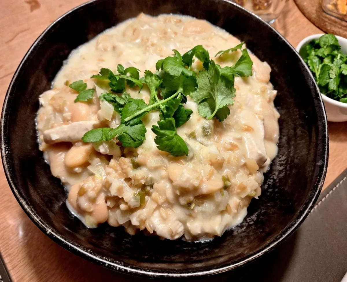 Hvid chili med kylling, jalapenos og hvide bønner