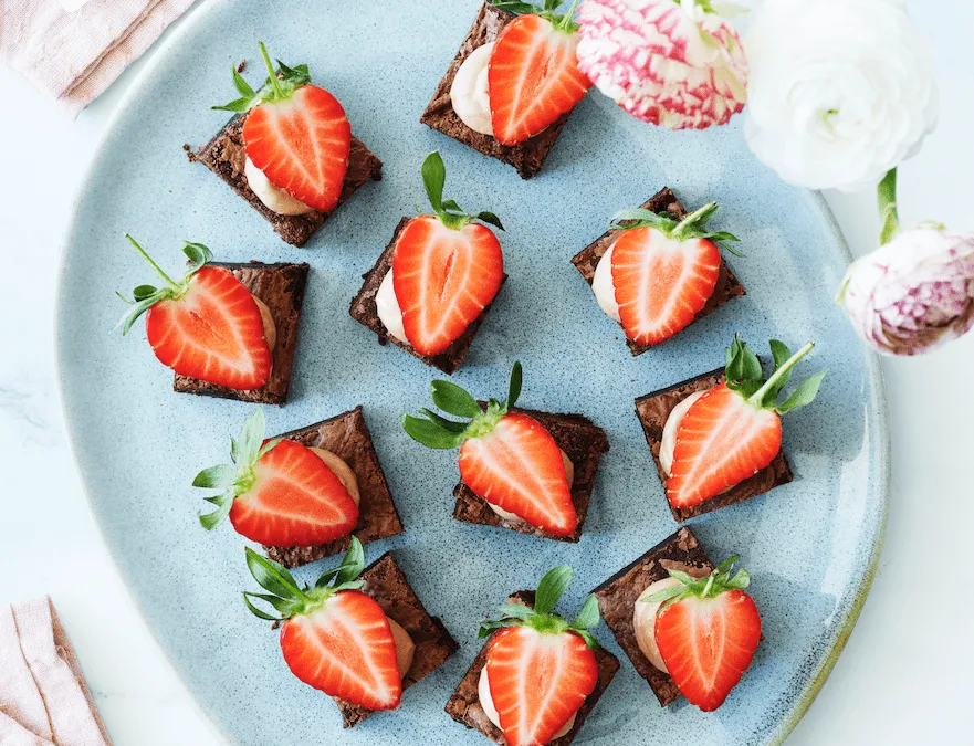 Brownie med jordbær