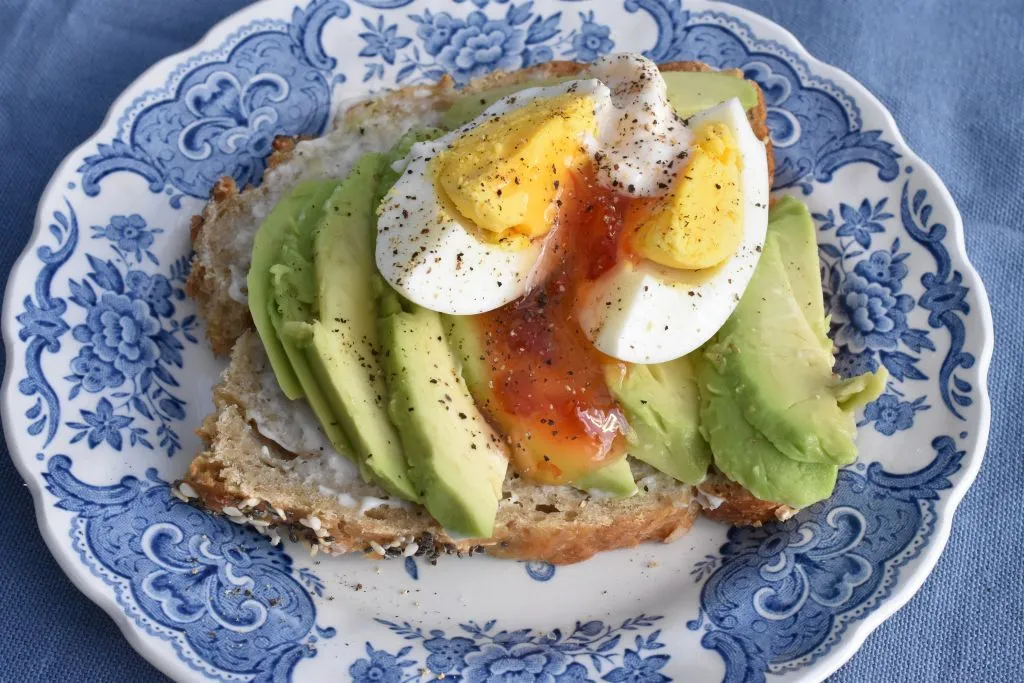 Avocadomad med æg