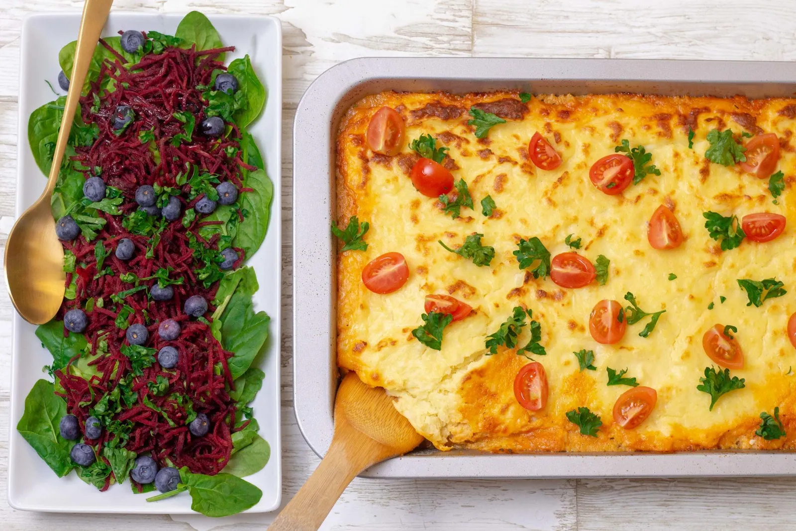 Gratineret kartoffelmos med kyllingebolognese