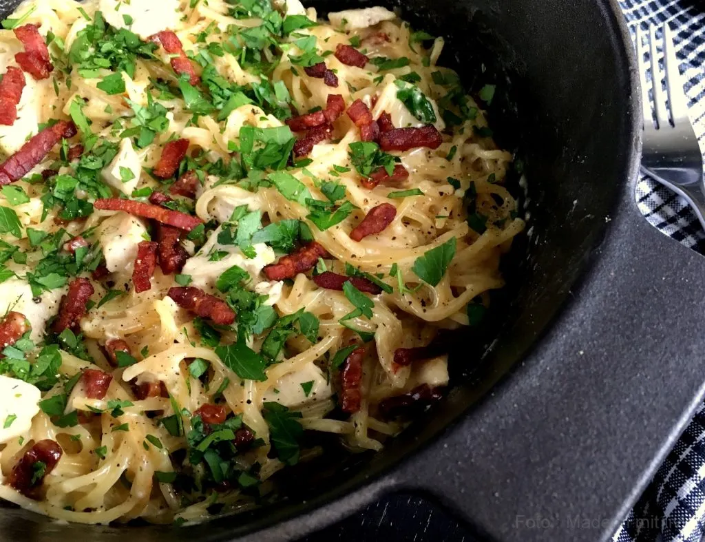 One pot pasta med kylling og bacon
