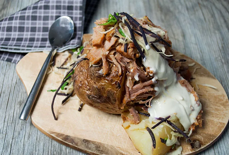 Bagte kartofler med pulled pork