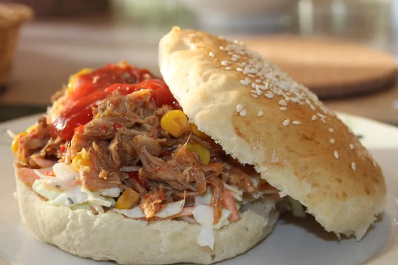 Pulled pork sandwich af rester
